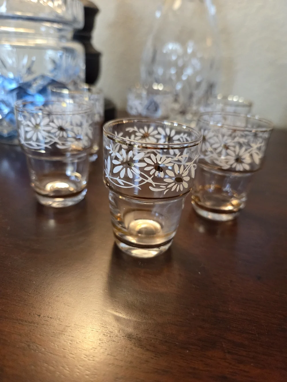 Mid Century Tchecover Of Belgium Daisy Stackable Cordial Glasses